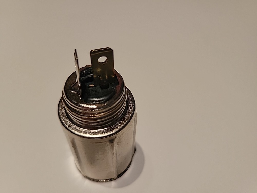 car cigarette lighter socket