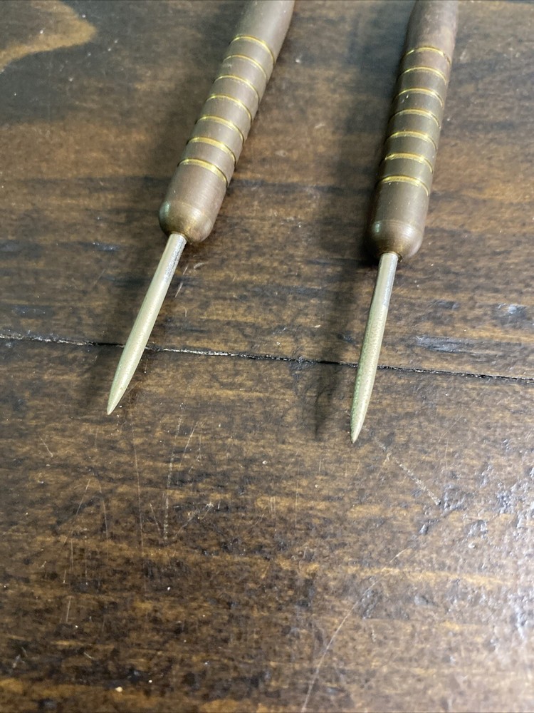 2 Vintage Darts