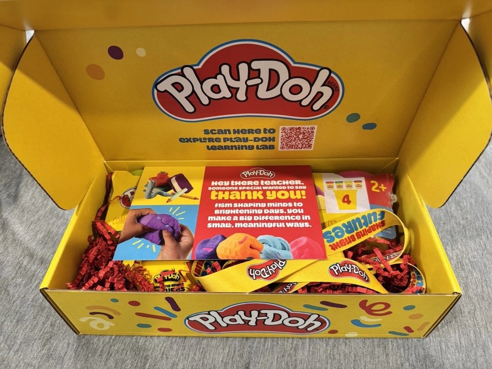 Play-Doh Teacher Appreciation Gift Box