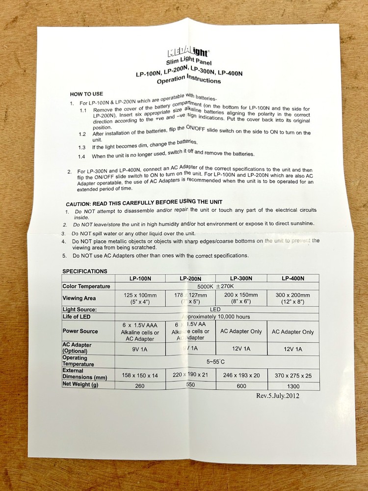 Medalight LP-100N Ultra-Thin LED Light Panel Negative and Slide Viewer