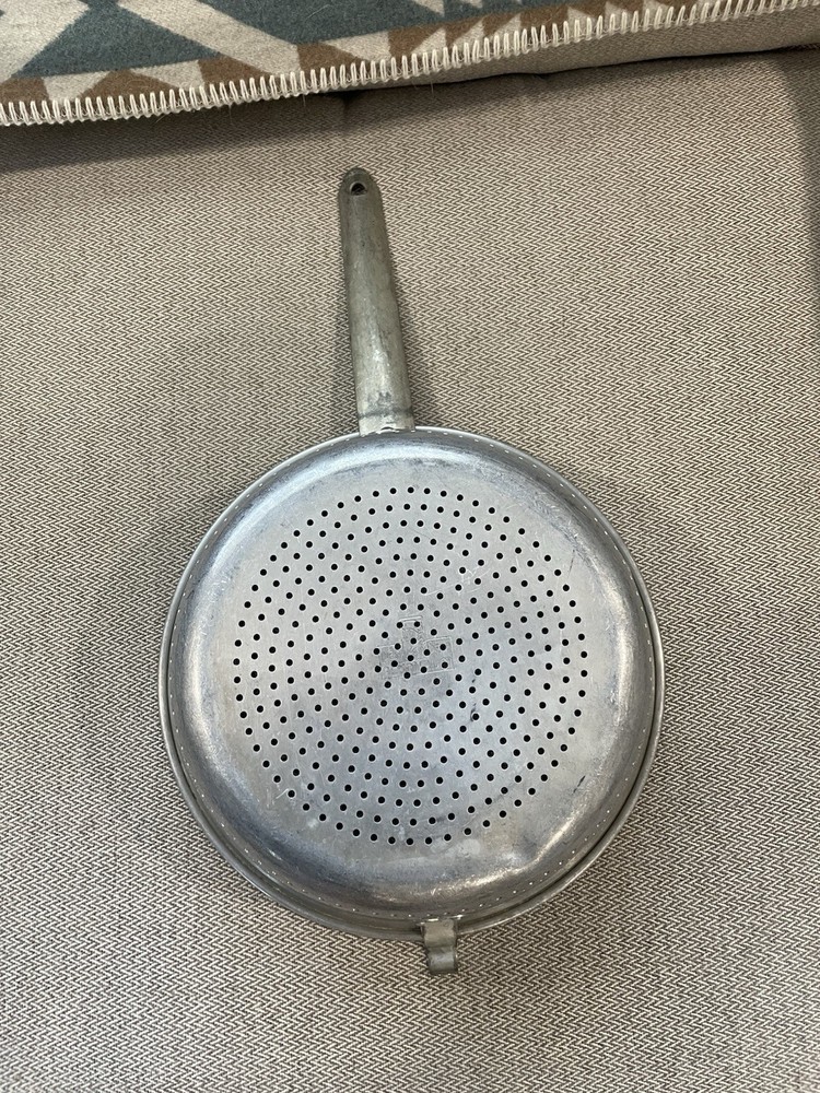 VINTAGE West Bend Aluminum COLANDER With Handle 10”