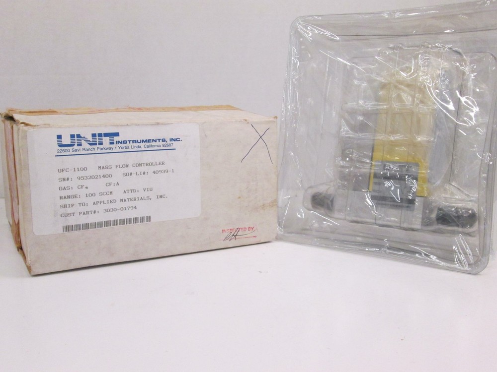 Unit UFC-1100 Mass Flow Controller CF4, 100 SCCM, Reburbished