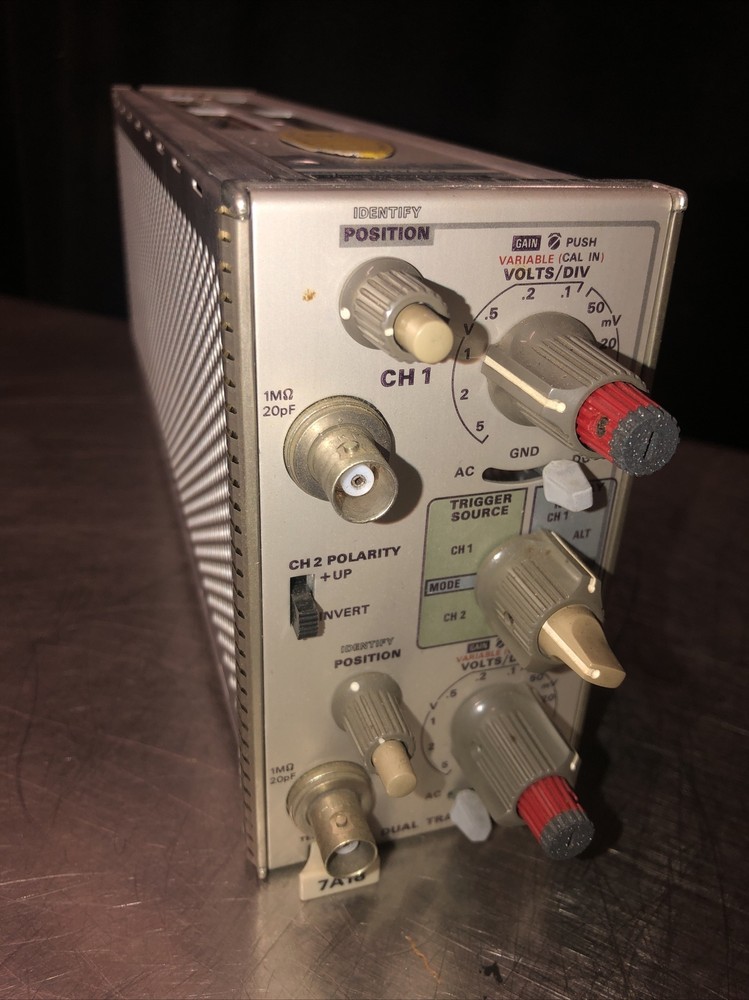 Tekronix Dual Trace Amplifier Module Unit model 7A18