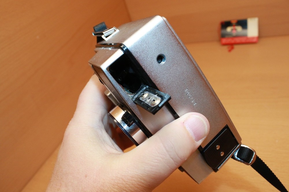 Vintage Kodak Instamatic 804 Camera, Original Hard Shell Case/Strap BOX UNTESTED