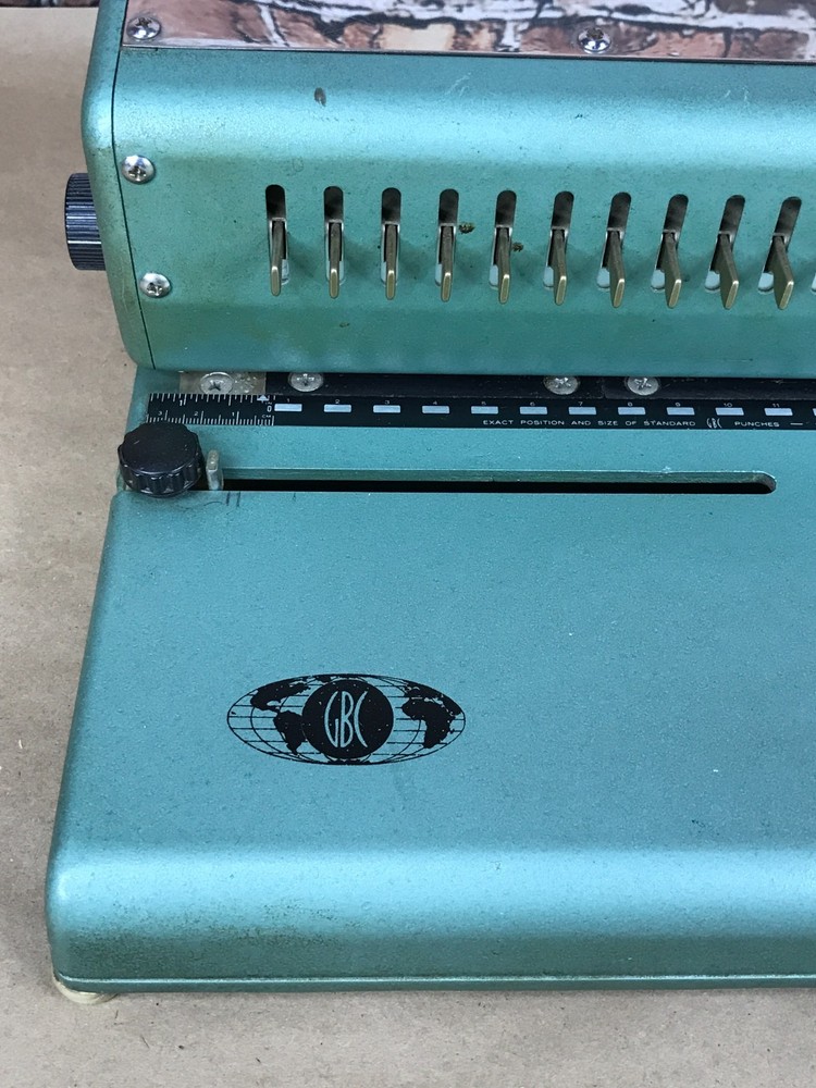 GBC Combo Catalog Binder Binding Machine Model 121KM