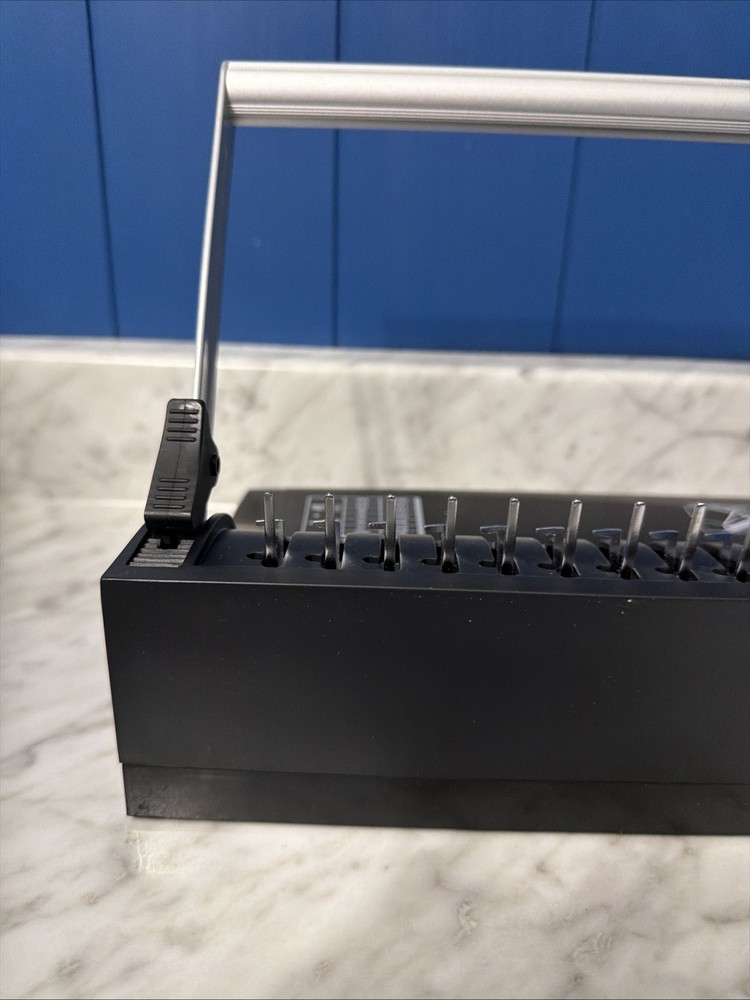Binditek - ECOPLUS - Manual Comb Binding Machine - 19 Holes - 145 sheet binding