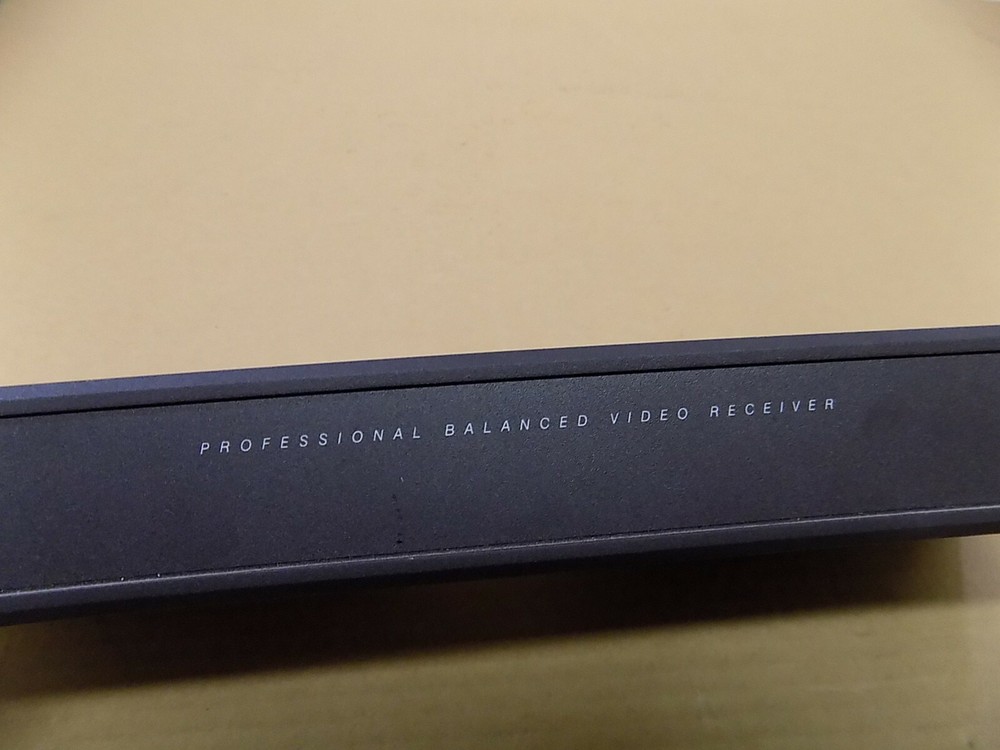 CRESTRON / CNX-PBVR4 / PROFESSIONAL BALANCED VIDEO RECEIVER
