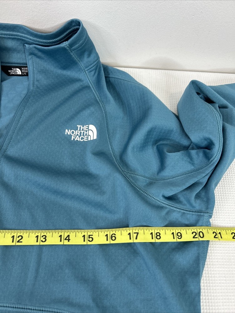 The North Face Women’s L Teal Blue Flashdry Long Sleeve Base Layer Pullover