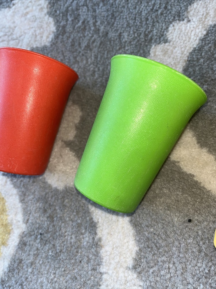 tupperware vintage cups 4