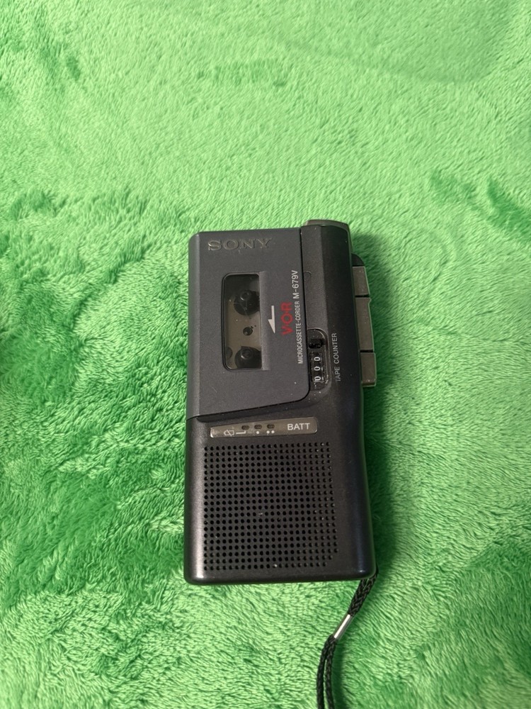 Sony M-679V Handheld Voice Recorder