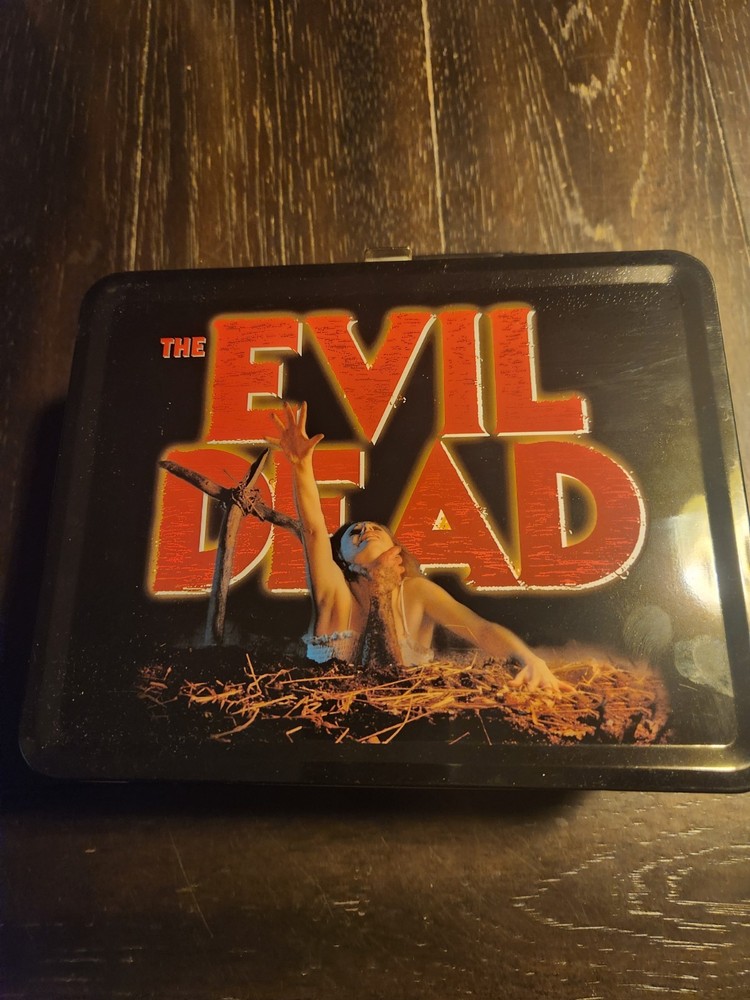 NECA 2001 the Evil Dead Lunchbox with Thermos Storage Kept