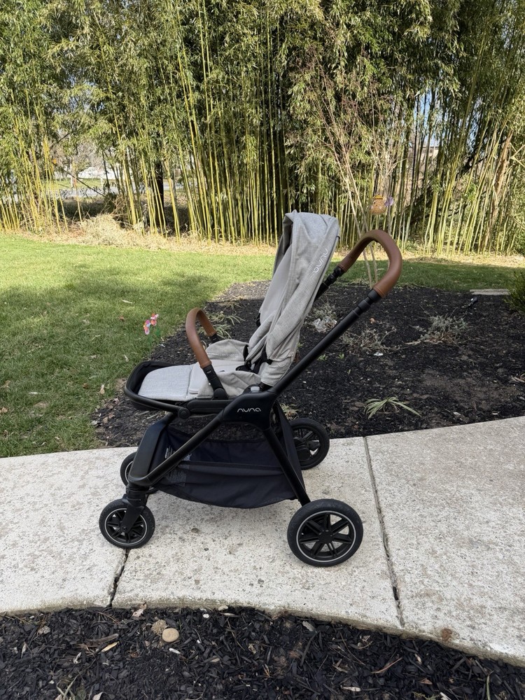 Nuna TRIV Stroller
