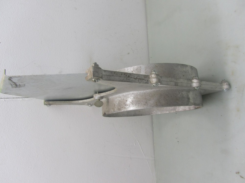 10" ROUND DUCT DOORS, N.O.S.