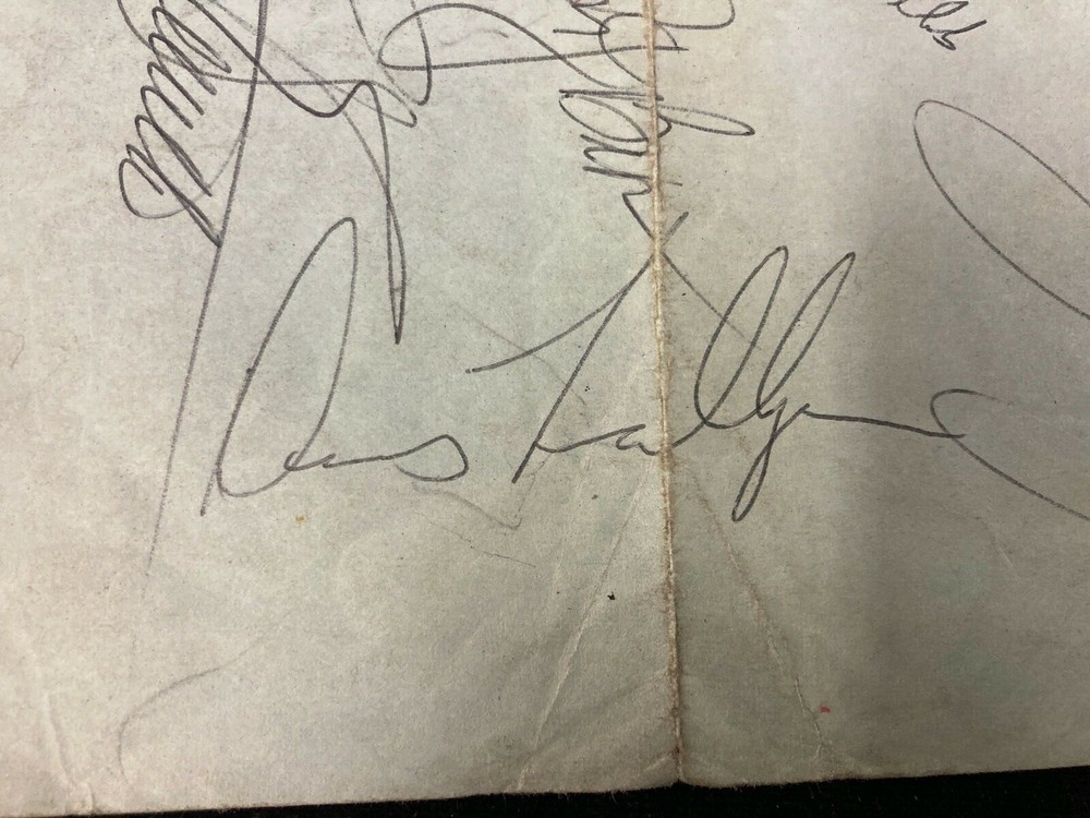 1972 LOS ANGELES DODGERS PLAYER AUTOGRAPHS (6)
