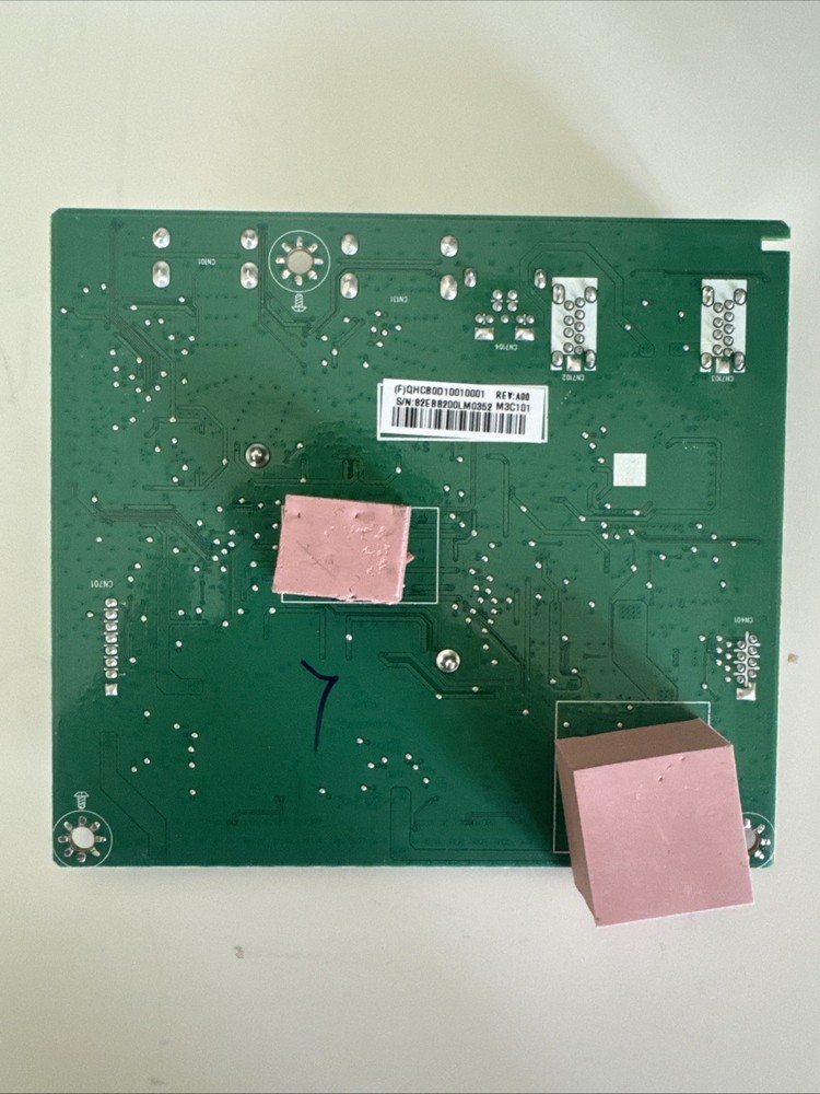 P2418d display board