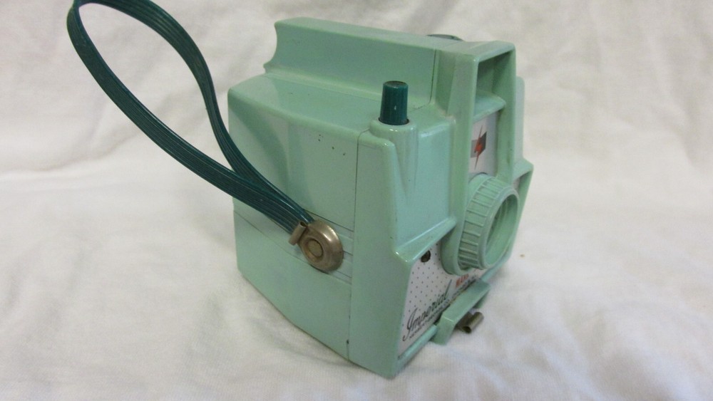 VINTAGE 1950s IMPERIAL MARK XII CAMERA