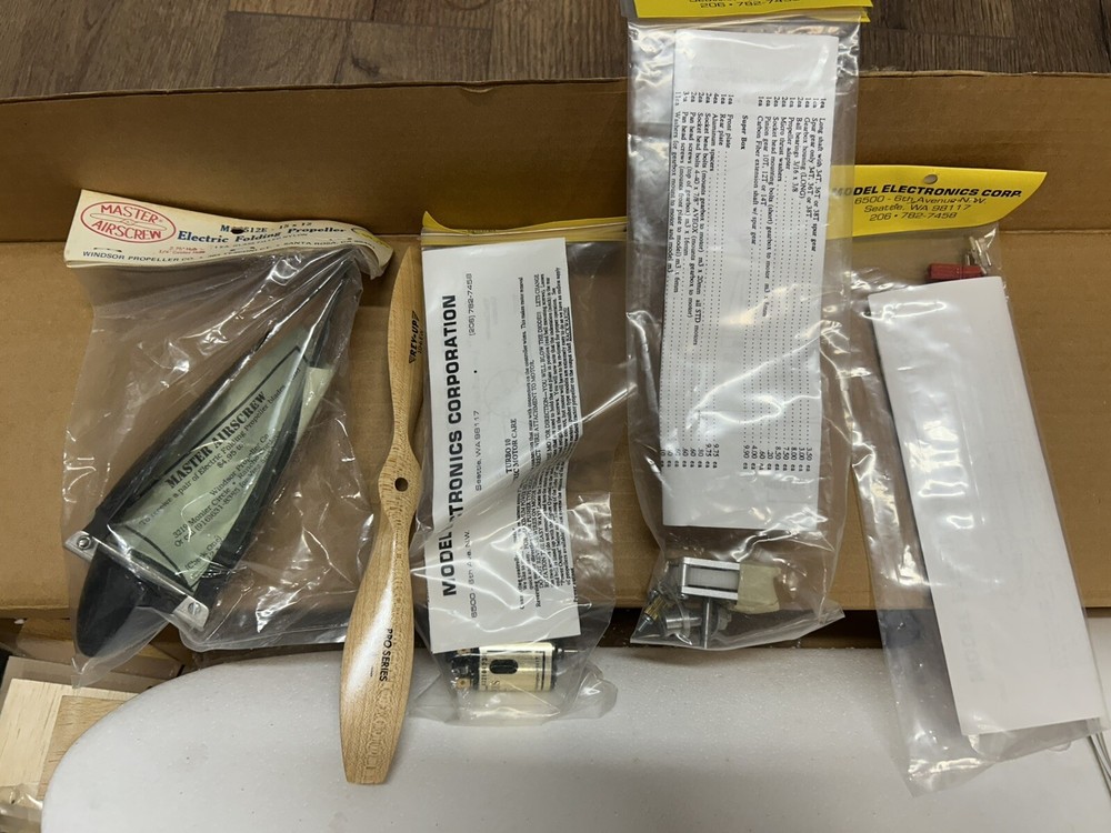 Preowned Model/Tronics Model Tronics Inc. Psycho Max Airplane Kit w/ motor