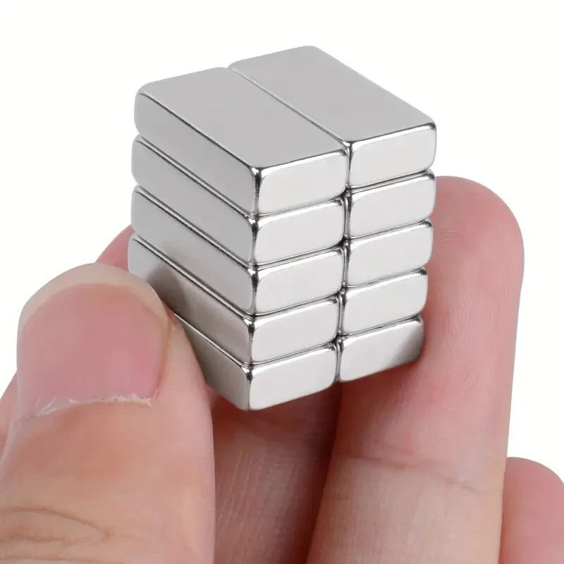 10-Pack Versatile & Powerful Rectangular Metal Magnets (20x15x5mm) - Durable