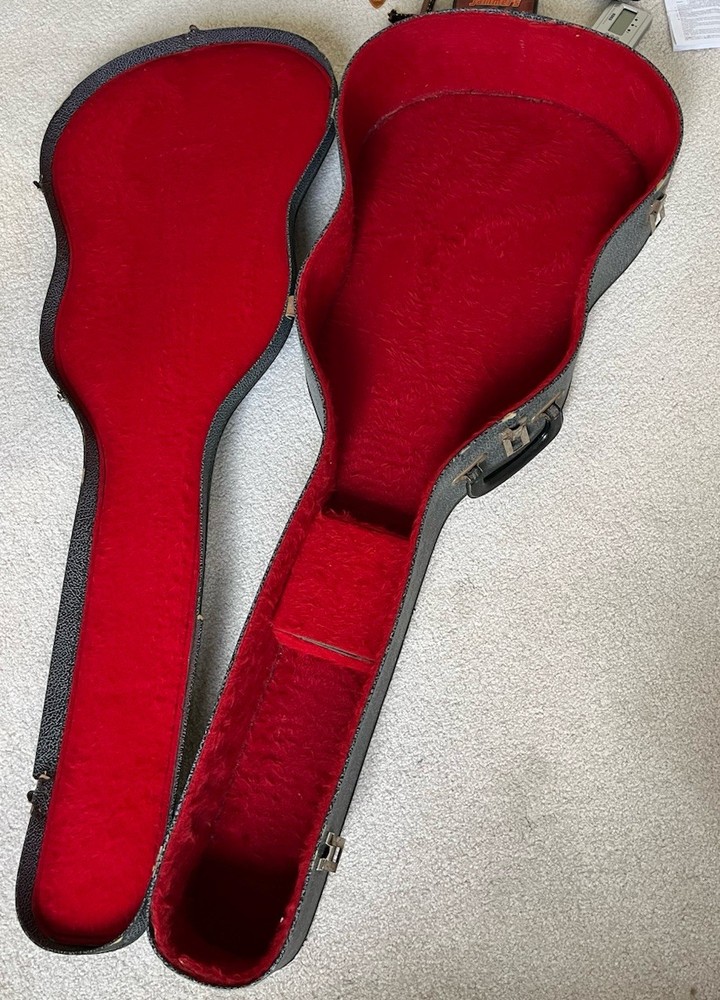 YAMAHA Vintage G120 Classical Guitar With Case