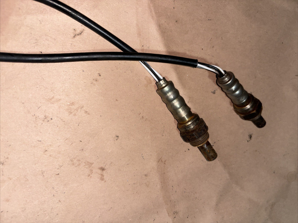 DUCATI HYPERMOTARD 796 GENUINE OEM O2 LAMBDA s OXYGEN SENSOR s