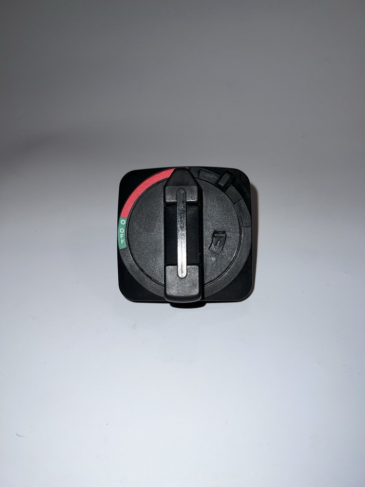 Allen-Bradley 194R-HS4 SER A Black Operator Handle