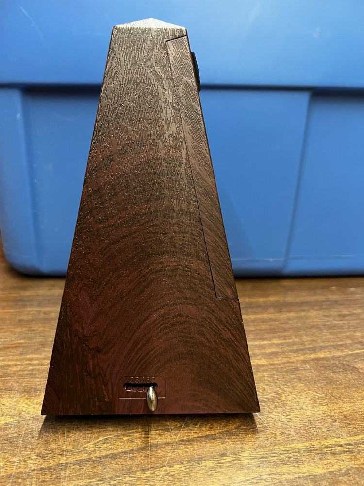 Cantus Wind-up Metronome (T8)