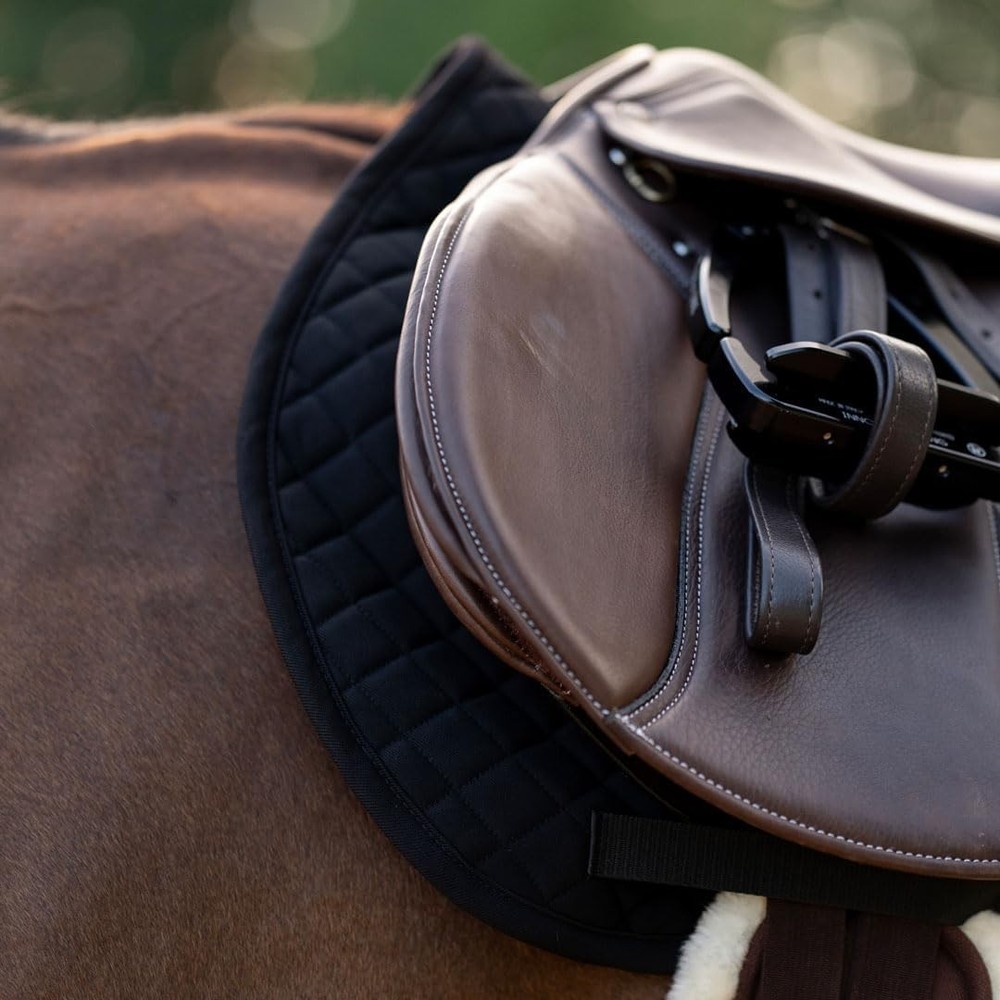 Durable All-Purpose Equestrian Saddle Pad - Moisture-Wicking & Machine Washable