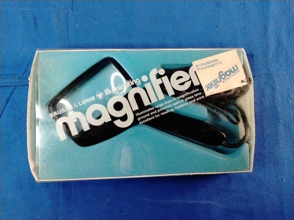 Bausch & Lomb Illuminated 81-3I-86 Rectangular Magnifying Glass Light Tested