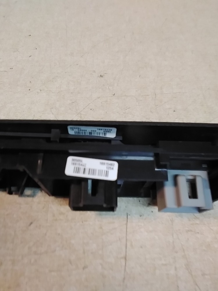 Freightliner Cascadia Right/ Passenger Door Electrical Switch