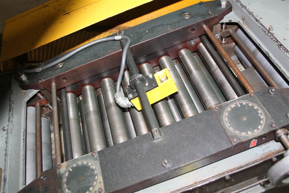 12" X .080" PERFECTO MINSTER STRAIGHTENER: YODER #57069