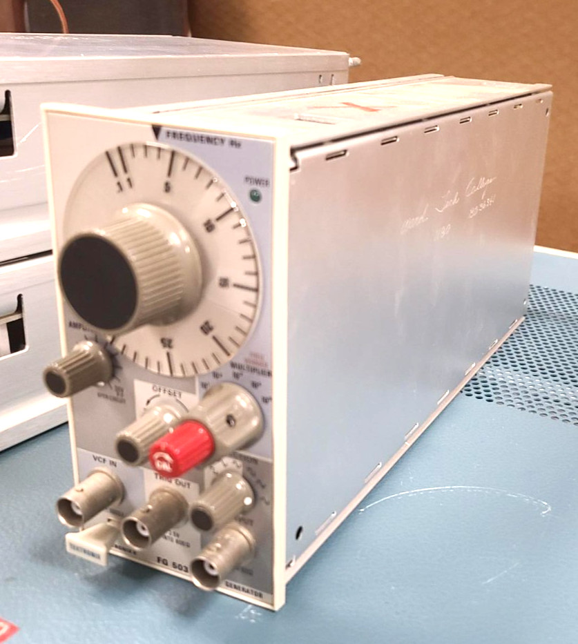 Tektronix FG503 Function Generator Plug In