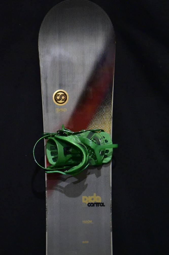 RIDE CONTROL SNOWBOARD SIZE 162 CM WITH EXTRA LARGE BINDINGS
