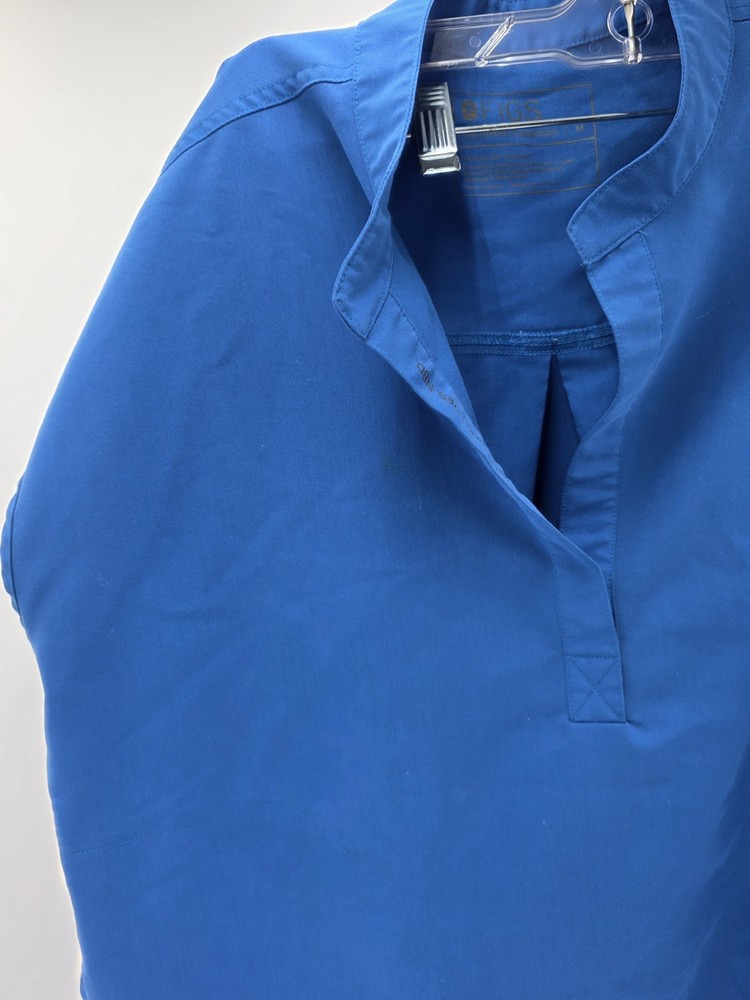 FIGS Scrub Top Women’s Medium Blue Technical Collection V-Neck