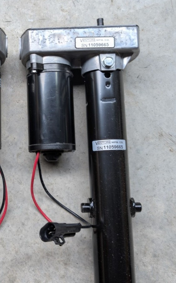 Lippert Venture 168956 28:1 8532-28HT RV Through Frame Slide Out Motor Actuator