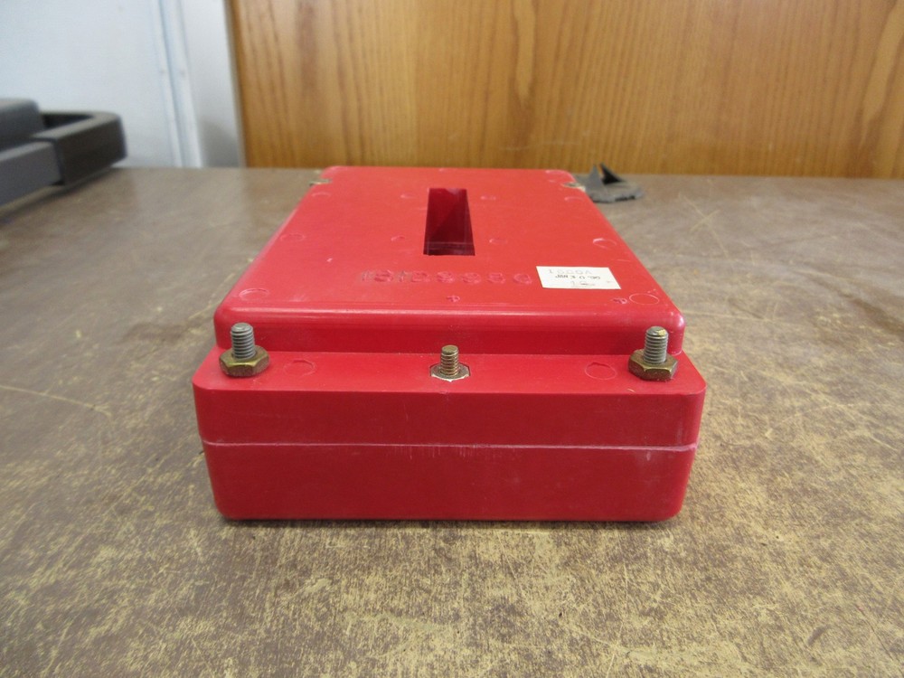 Eaton Current Sensor 151D995G16 1600A Used