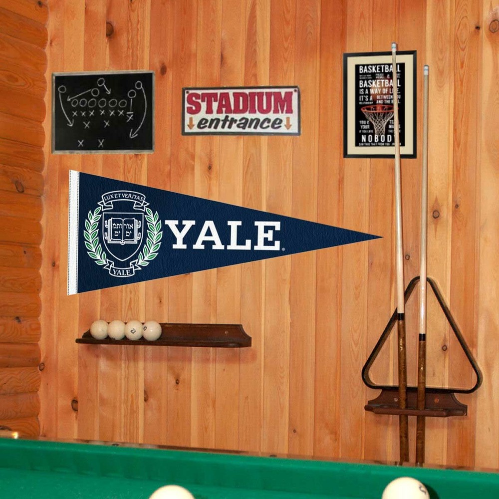 Yale 12x30 Felt Pennant