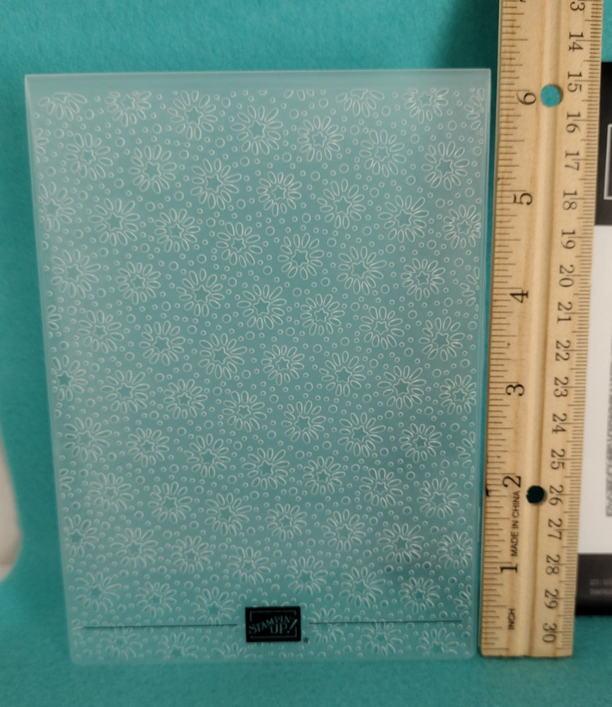 Stampin' Up! STARSTRUCK Embossing Folder NEW Background Starburst Pattern