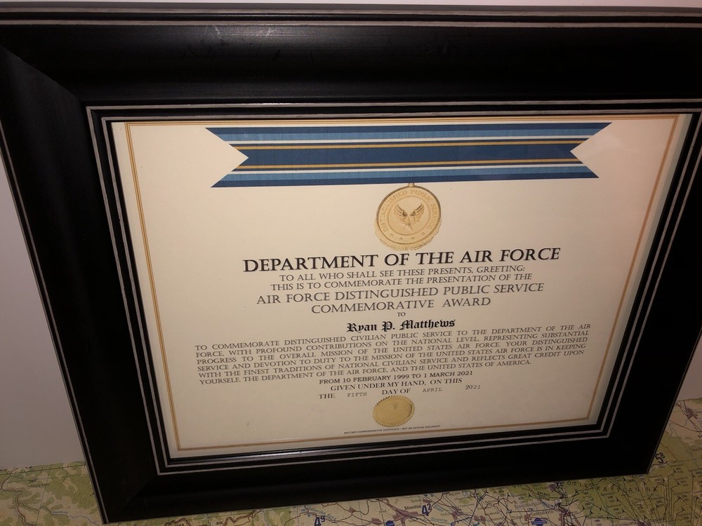 USAF DISTINGUISHED PUBLIC SERVICE COMMEMORATIVE AWARD CERTIFICATE Type-1