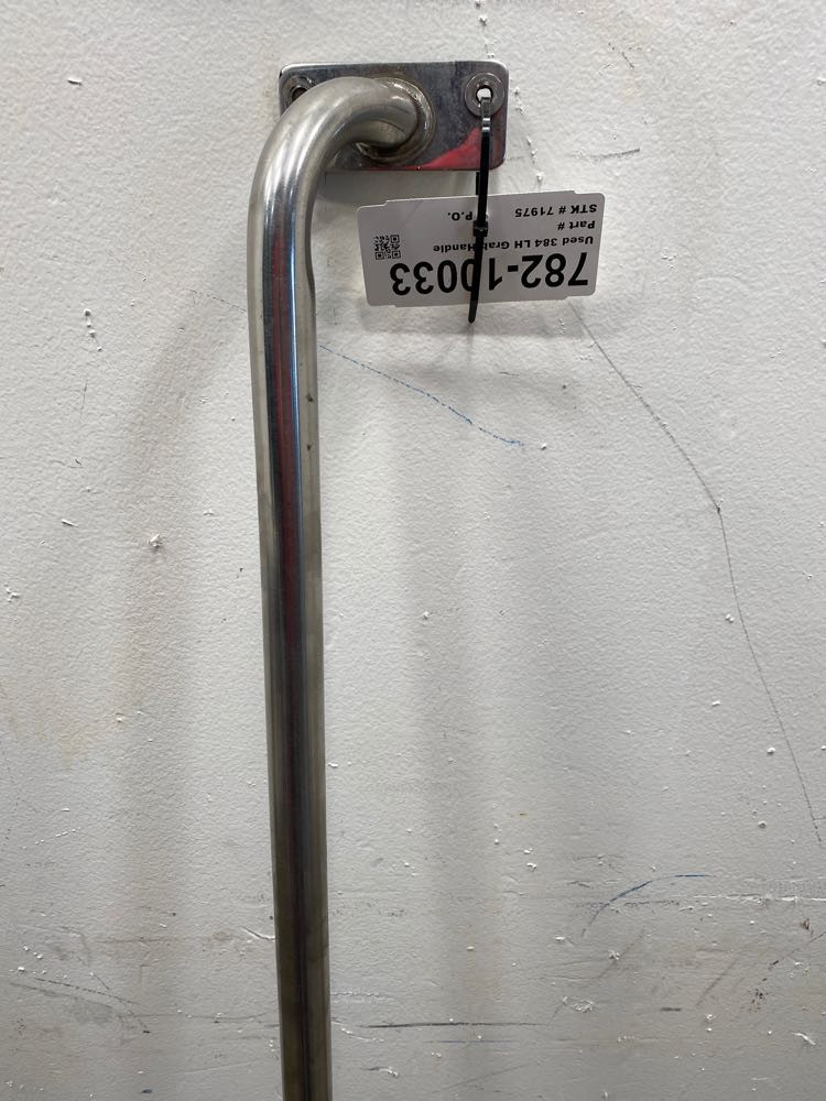 2014 Peterbilt 384 Grab Handle (782-10033)