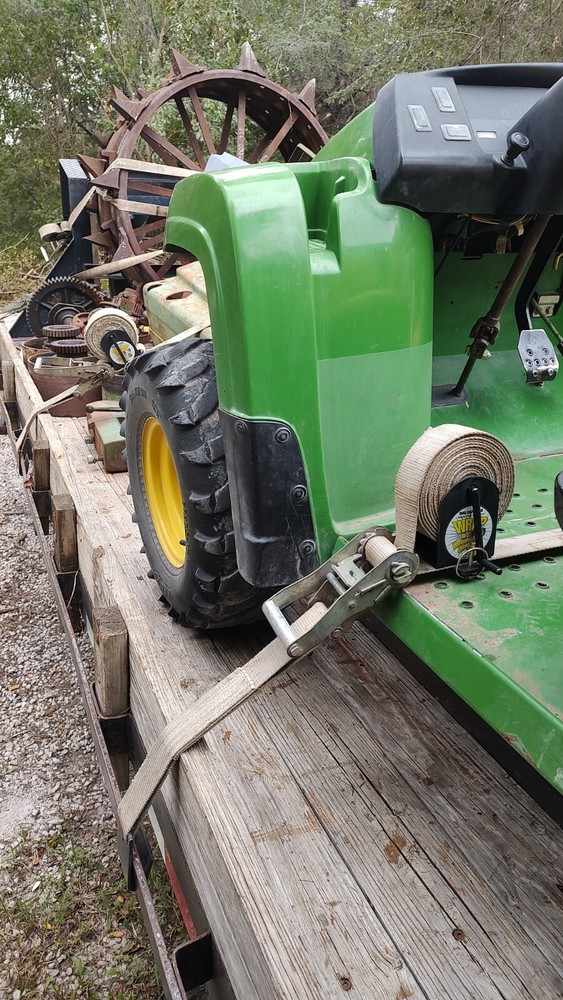 Loose End Roller For Trailer Strap