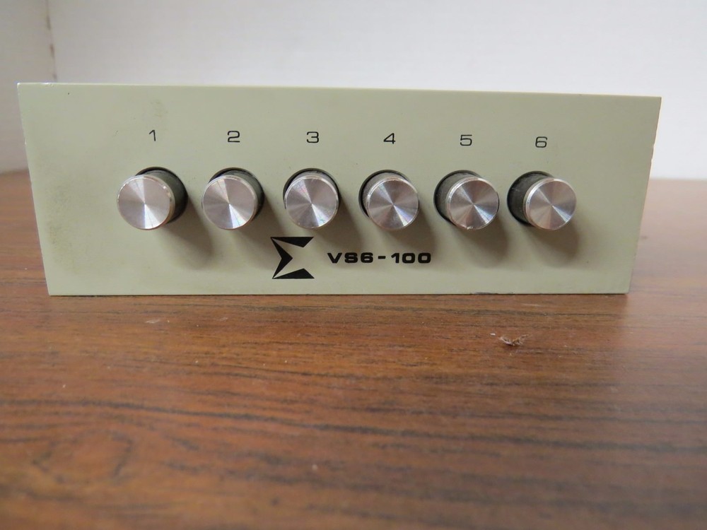 + Sigma Electronics Model VS6-100 Video DA Distribution