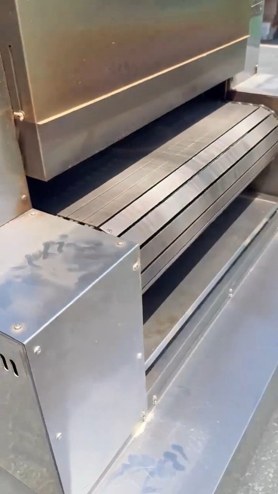 Electric Conveyor Pizza Oven