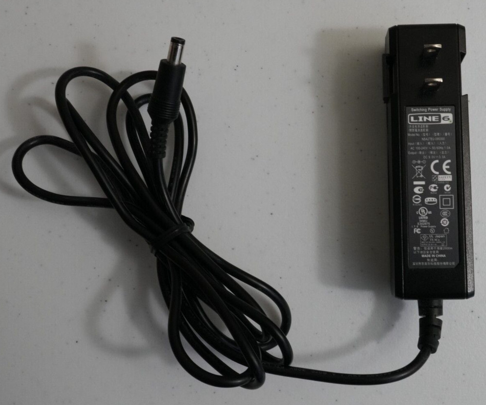 Line 6 Amplifi TT Multi-Effects Guitar Effects Complete w/ Original Box