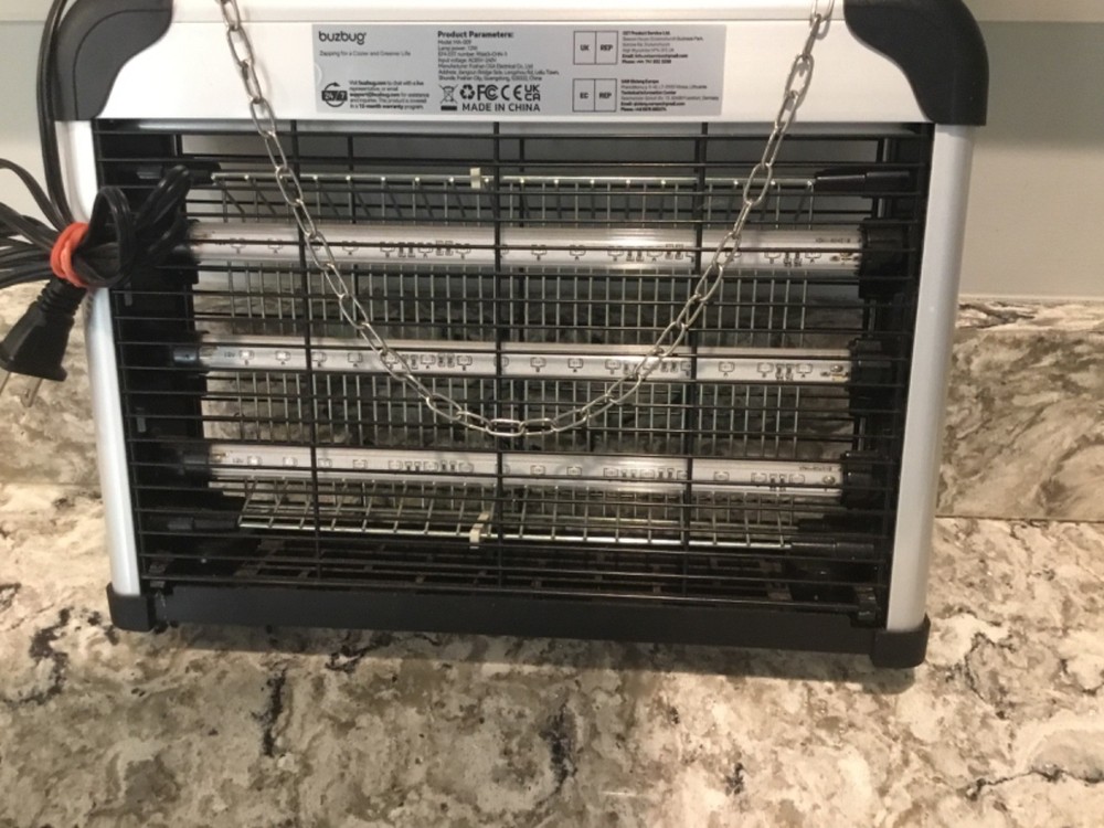 BUZBUG MA-009 LED INDOOR BUG ZAPPER.