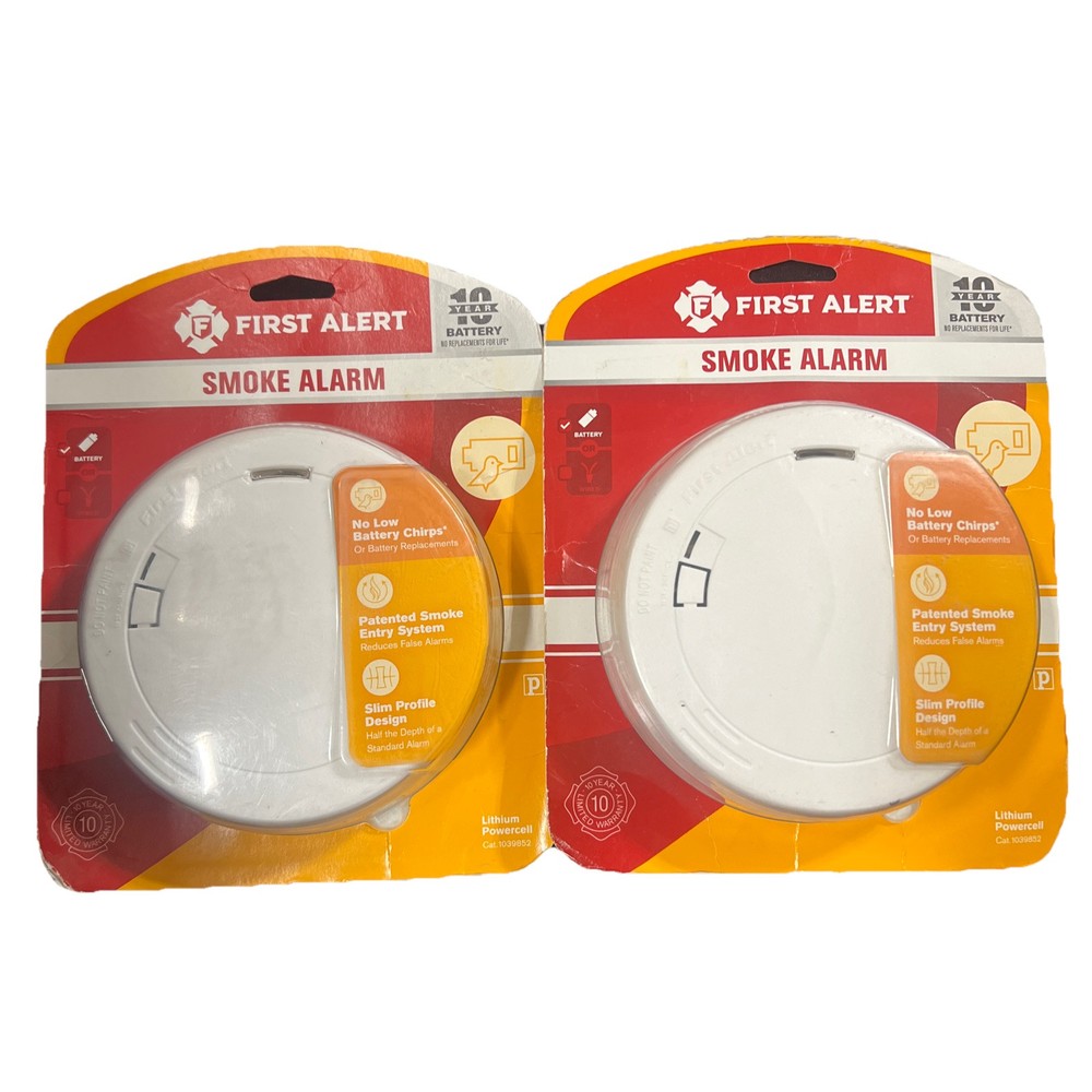 2× First Alert Smoke Detector Battery Backup Read!