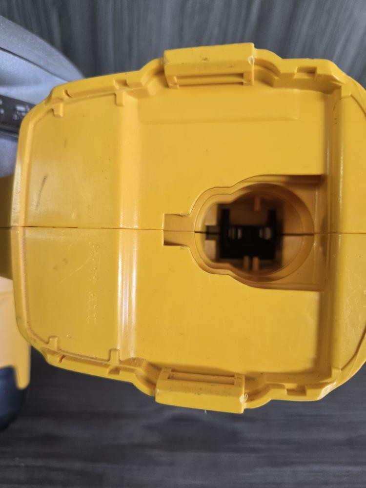 DEWALT DC390 (PSO040184)