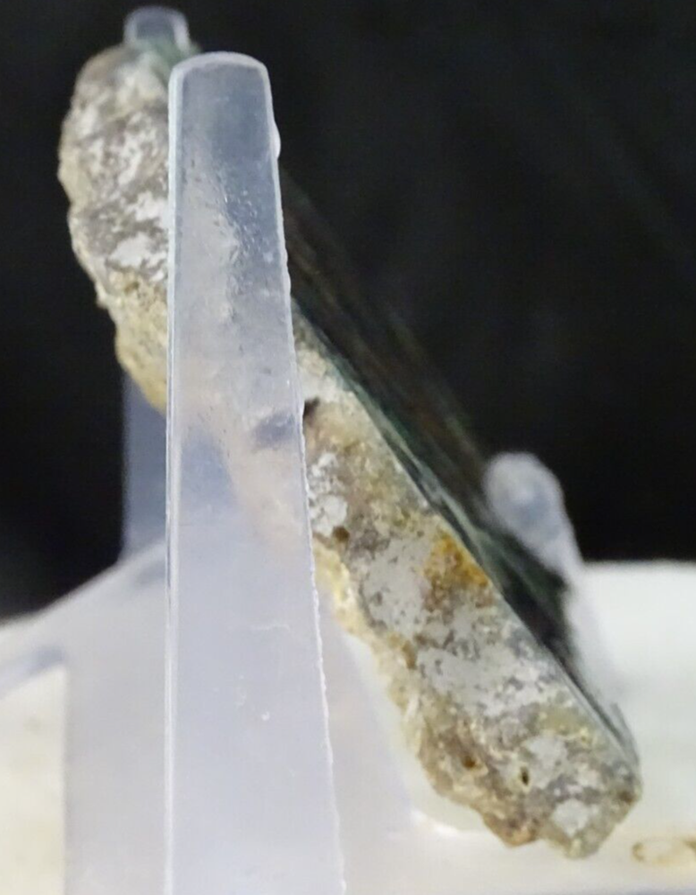 RARE INDONESIAN CHRYSOCOLLA/COPPER FLOATING IN AGATE