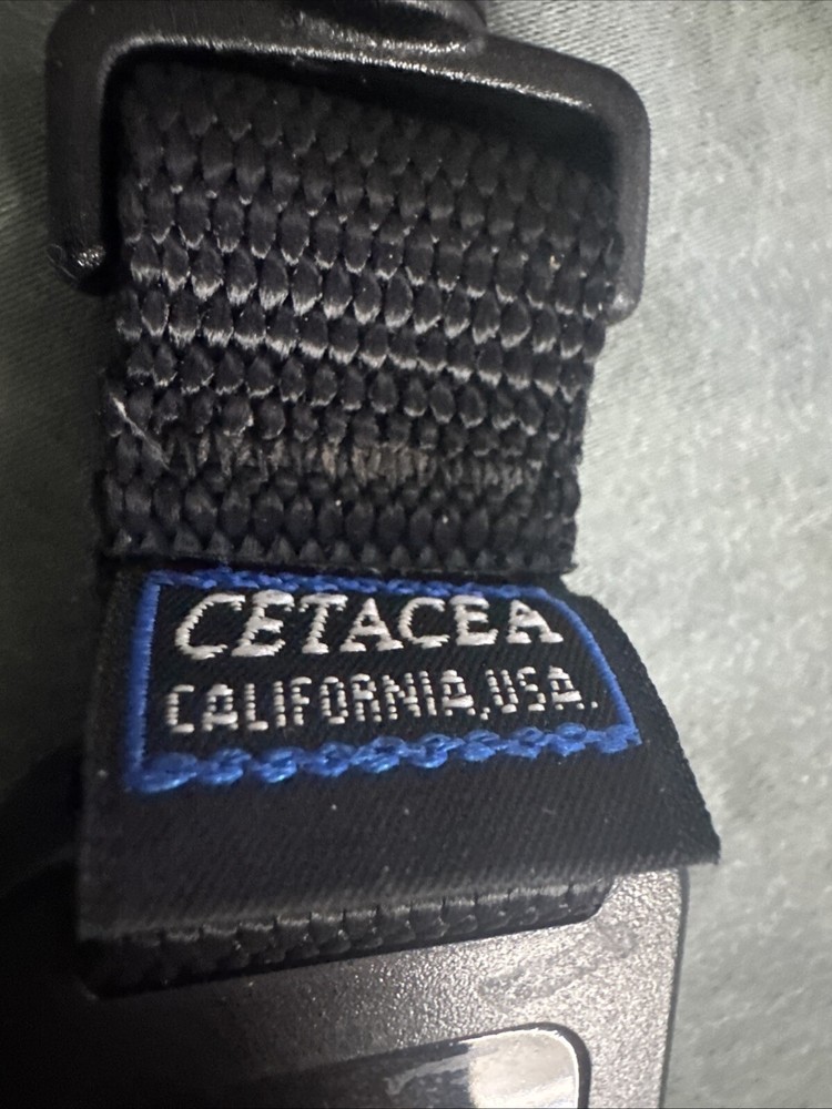 CETACEA SCUBA GUAGE RETRACTOR High Force