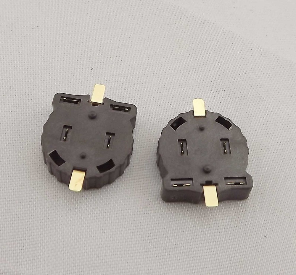 100pcs Battery 3V Button Cell Holder Socket Clip Case SMD Mount Portable CR1220