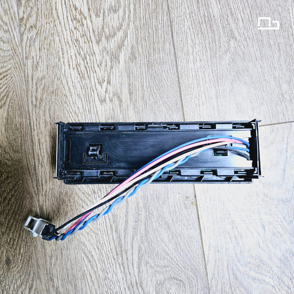 Used International DuraStar 4300 Switch Panel Dash Panel P/N 32289